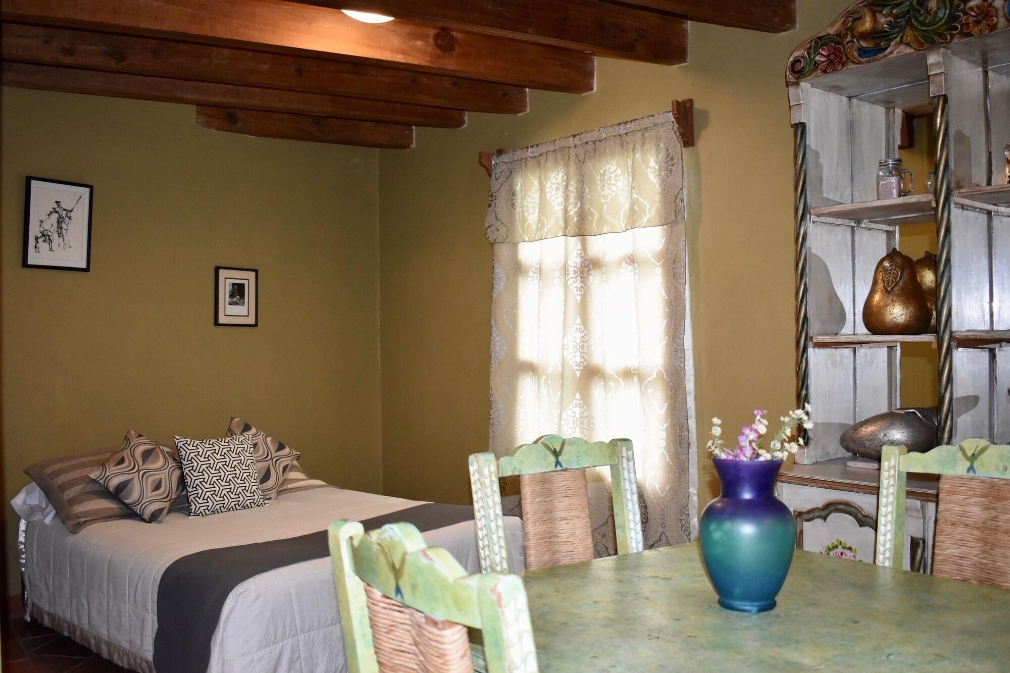 Hotel Ana Catalina And Suites San Miguel de Allende Bagian luar foto