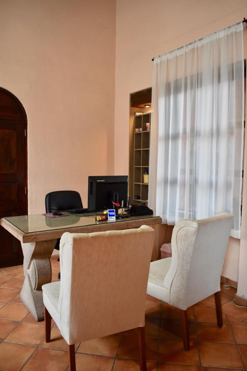 Hotel Ana Catalina And Suites San Miguel de Allende Bagian luar foto